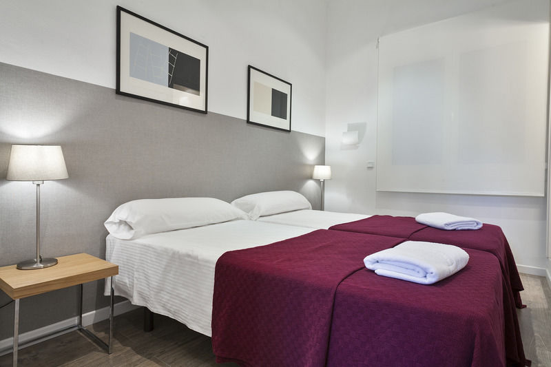 Aspasios Rambla Catalunya Suites Барселона Екстериор снимка