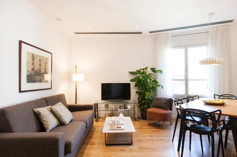 Aspasios Rambla Catalunya Suites Барселона Екстериор снимка